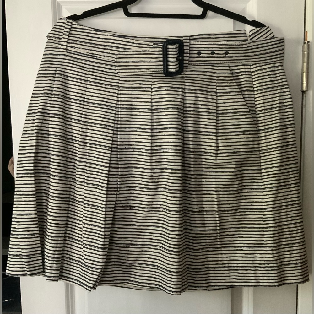 Outback Red Banana Republic Striped belted mini skirt with pockets